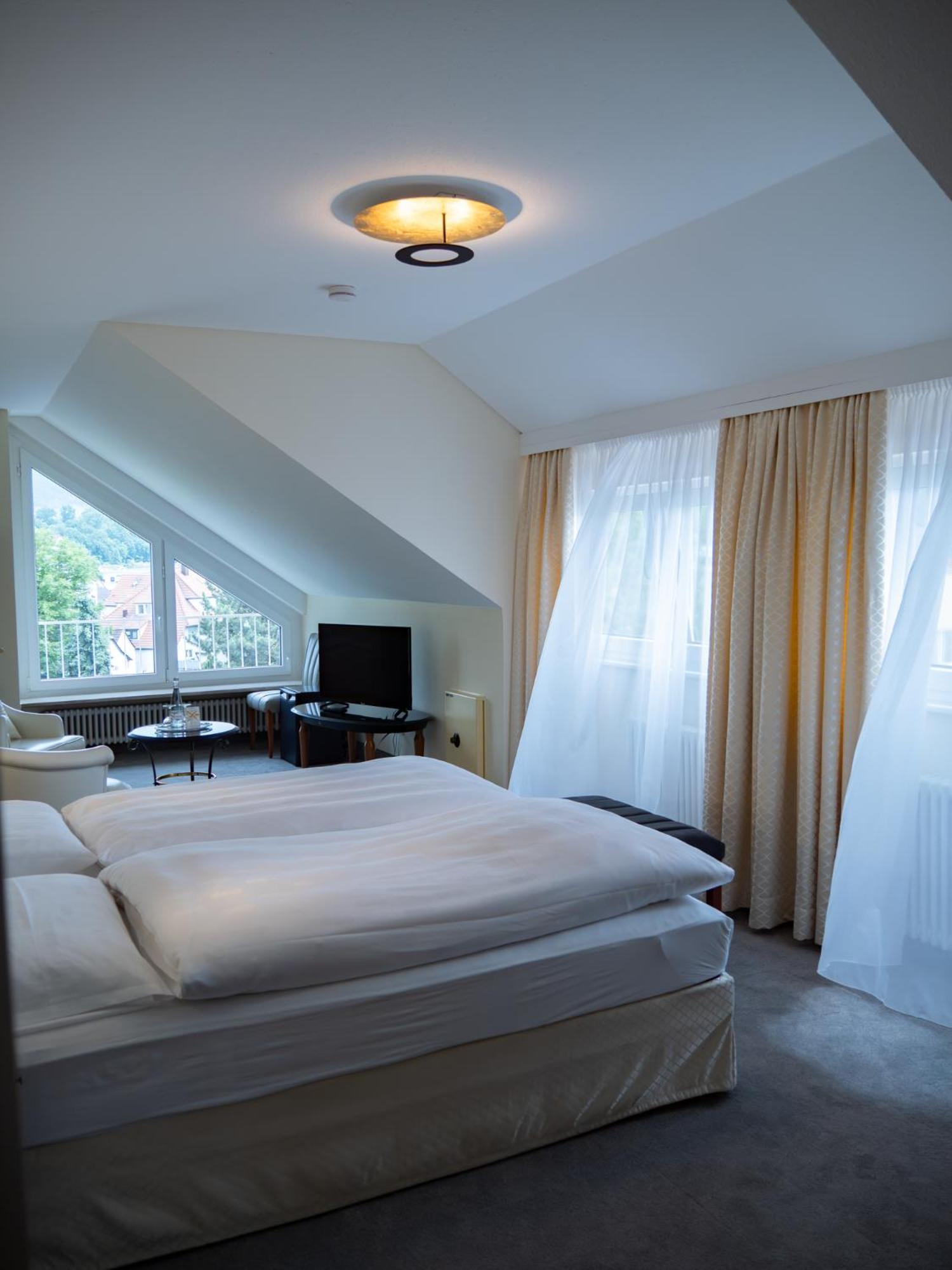 Hotel Sonne Eintracht Kg Ахерн Екстериор снимка